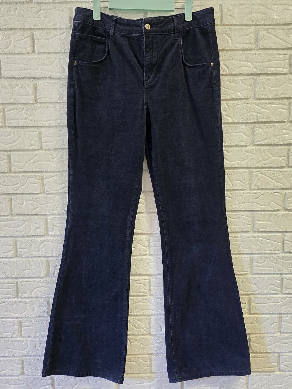 Pilcro Script Corduroy Flare Pants EUC